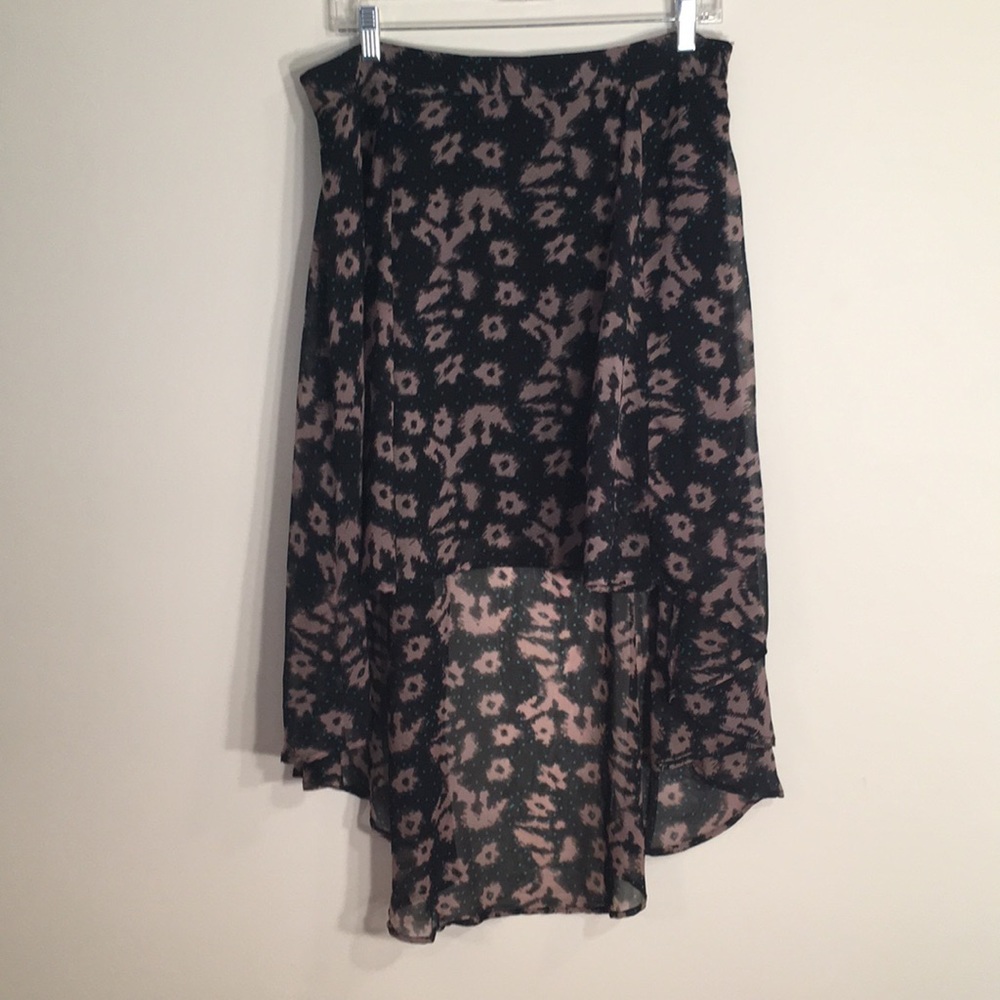 BarIII Hi/Low Skirt Leopard and Dot Print